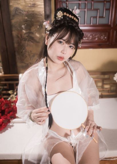 女生怎样会水多多_国产剧视频大全