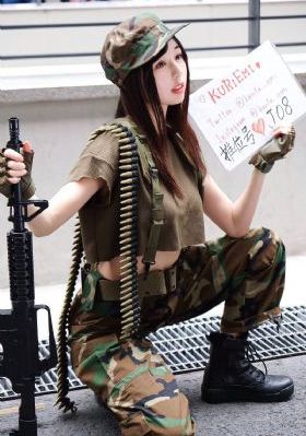 欧美丁字裤美女口交_超清BD在线观看